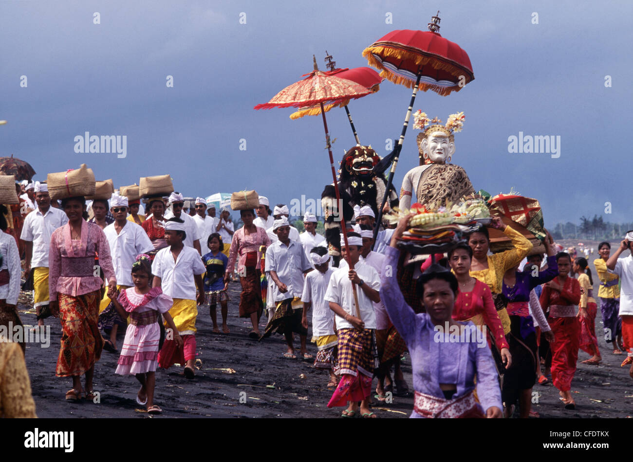 Melasti, eine Reinigungszeremonie in Bali, Indonesien, Südostasien, Asien Stockfoto