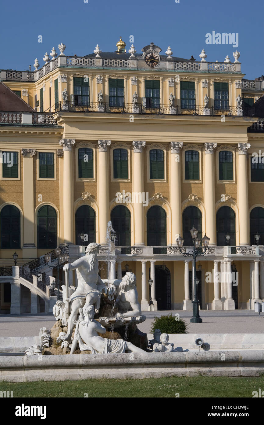 Vordere Fassade, Schönbrunn, UNESCO World Heritage Site, Wien, Österreich, Europa Stockfoto