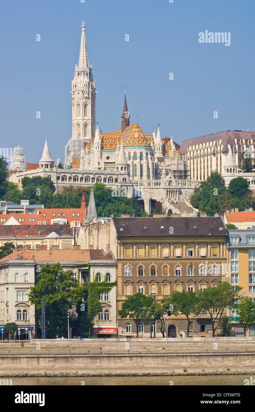 Matyas Kirche (Matyas Templom) und die Fischerbastei (Halaszbastya), Buda-Seite der Donau, Budapest, Ungarn, Europa Stockfoto
