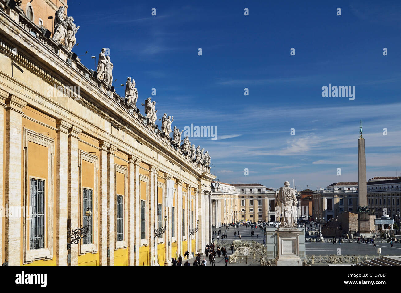 Piazza San Pietro (Petersplatz), Vatikanstadt, Rom, Latium, Italien, Europa Stockfoto