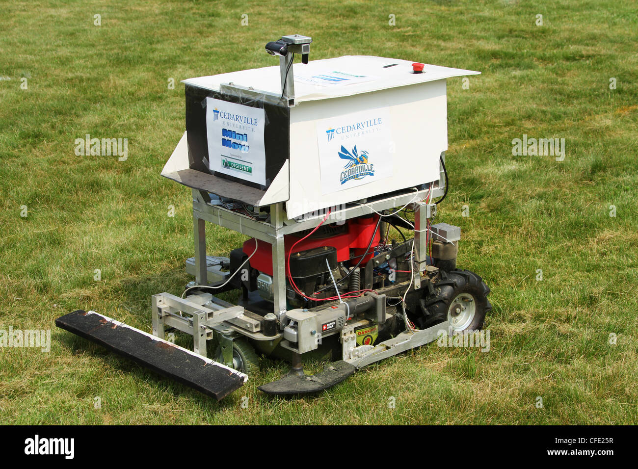 Experimentellen Roboter-Rasenmäher von Team Cedarville University. Stockfoto