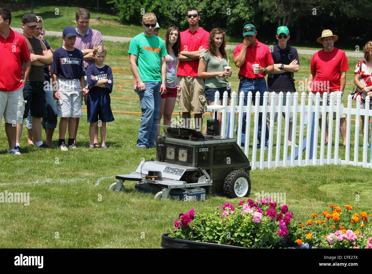 Experimentellen Roboter-Rasenmäher von Team Auburn University. Stockfoto