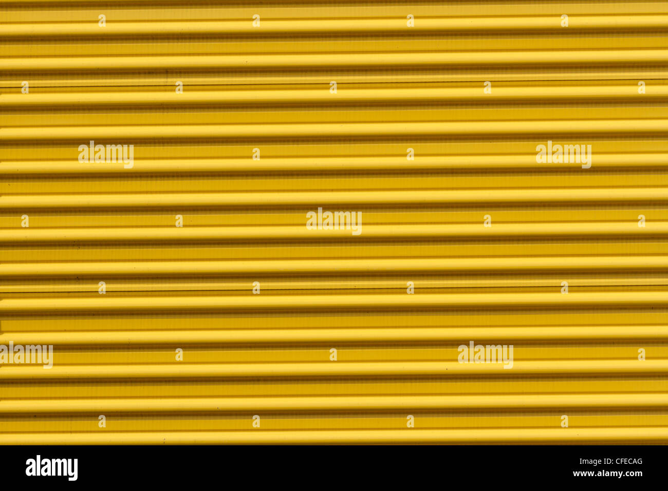Gelbe Farbe aus Metall für strukturierten Hintergrund Stockfoto