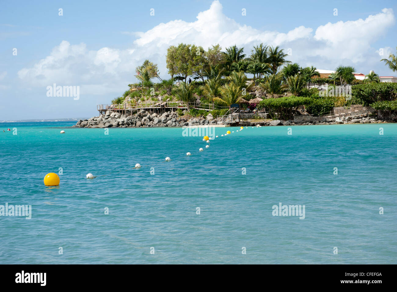 Baden in der Karibik, Grand Case, Saint-Martin, West Indies abgesperrt Stockfoto