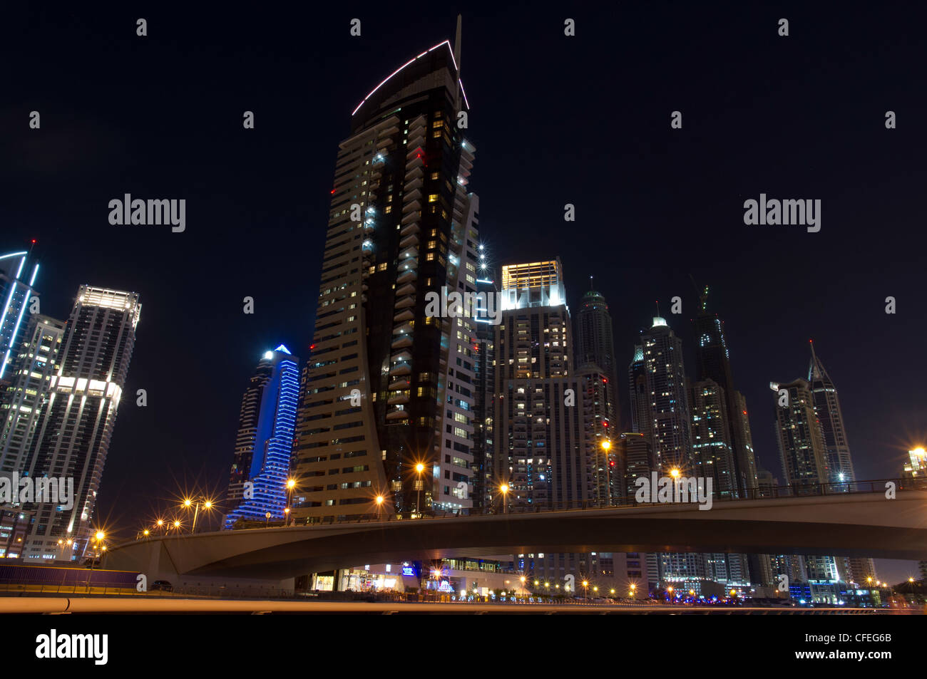 Dubai Marina Skyline bei Nacht, vereinigen Arabischen Emirate, Naher Osten Stockfoto