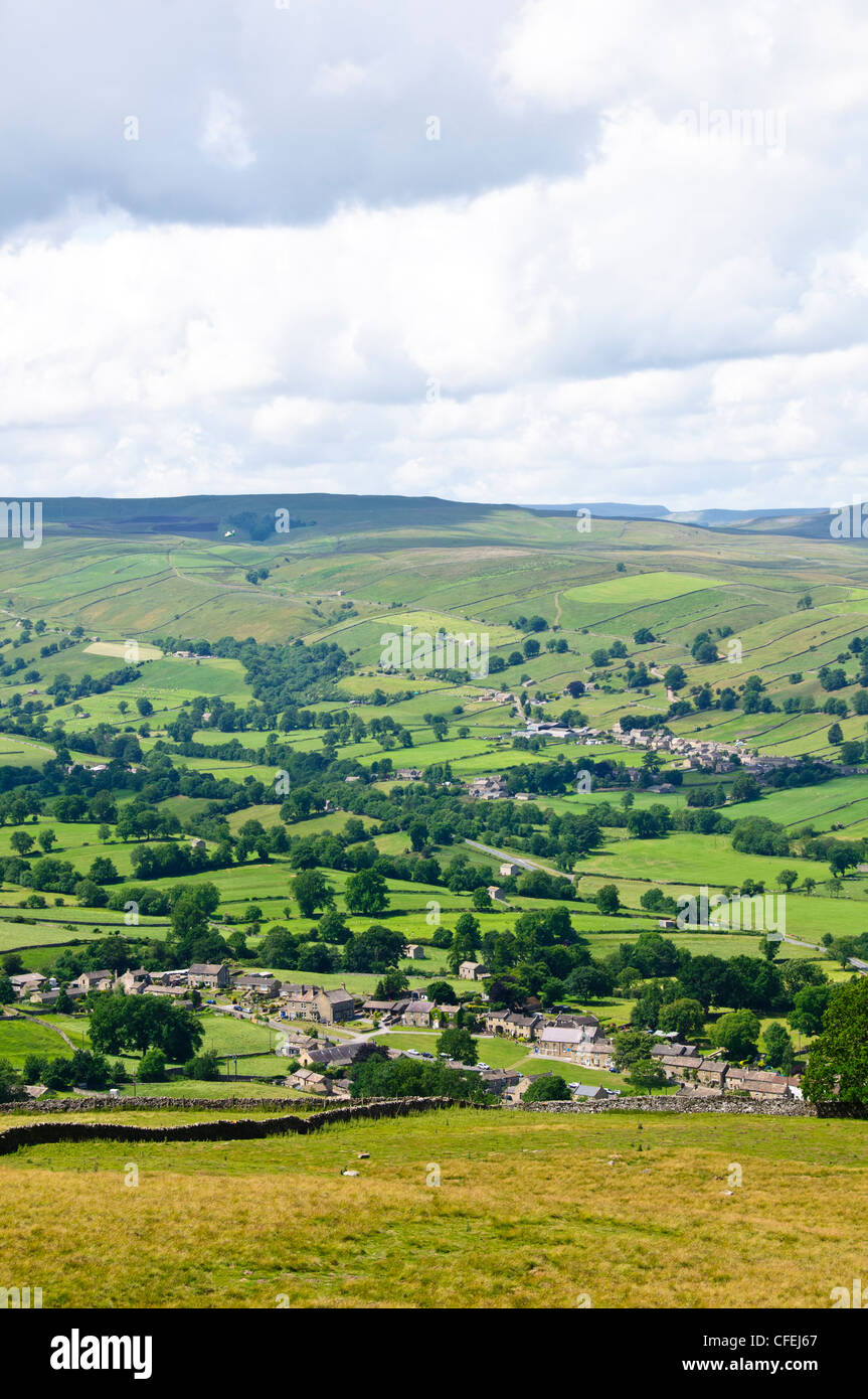 Wandern, grünen Wiesen, kleine Betriebe, Ansichten von Burton Westdorf, Wensleydale, North Yorkshire, Yorkshire Dales National Park, UK, GB Stockfoto