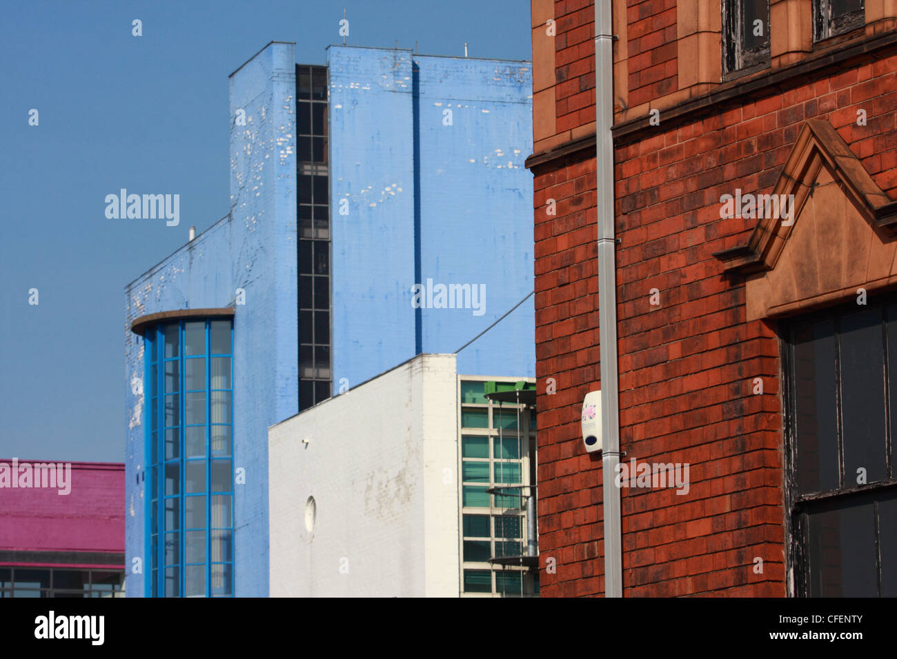 Bild zeigt eine Mischung der Baustile und Epochen, Digbeth, Birmingham UK Stockfoto