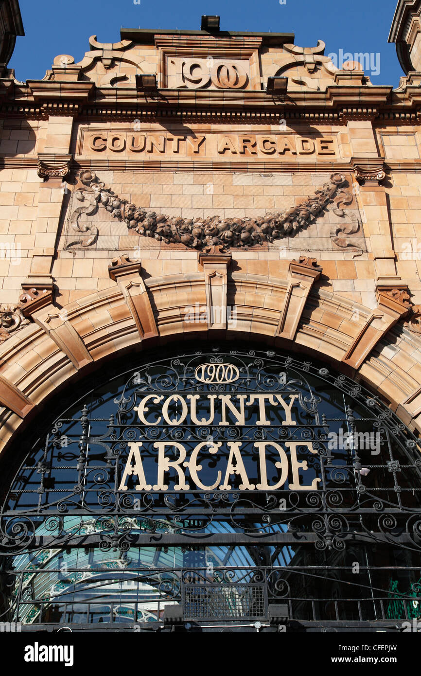Grafschaft Arcade, Leeds, West Yorkshire, England, Vereinigtes Königreich Stockfoto