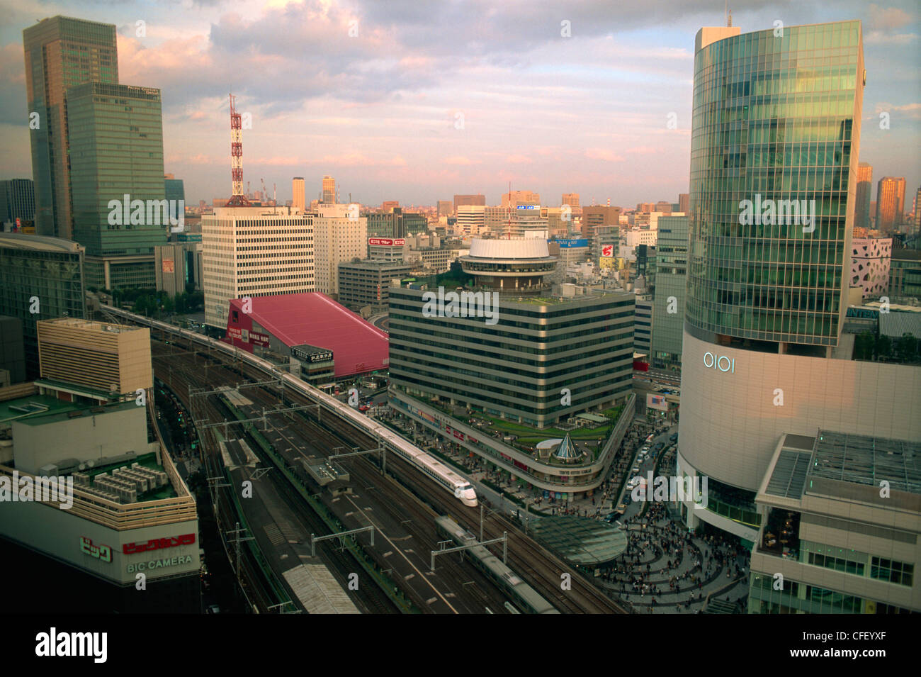 Japan, Honshu, Tokio, Yurakucho und Marunouchi-Business-Bereichen-Skyline Stockfoto