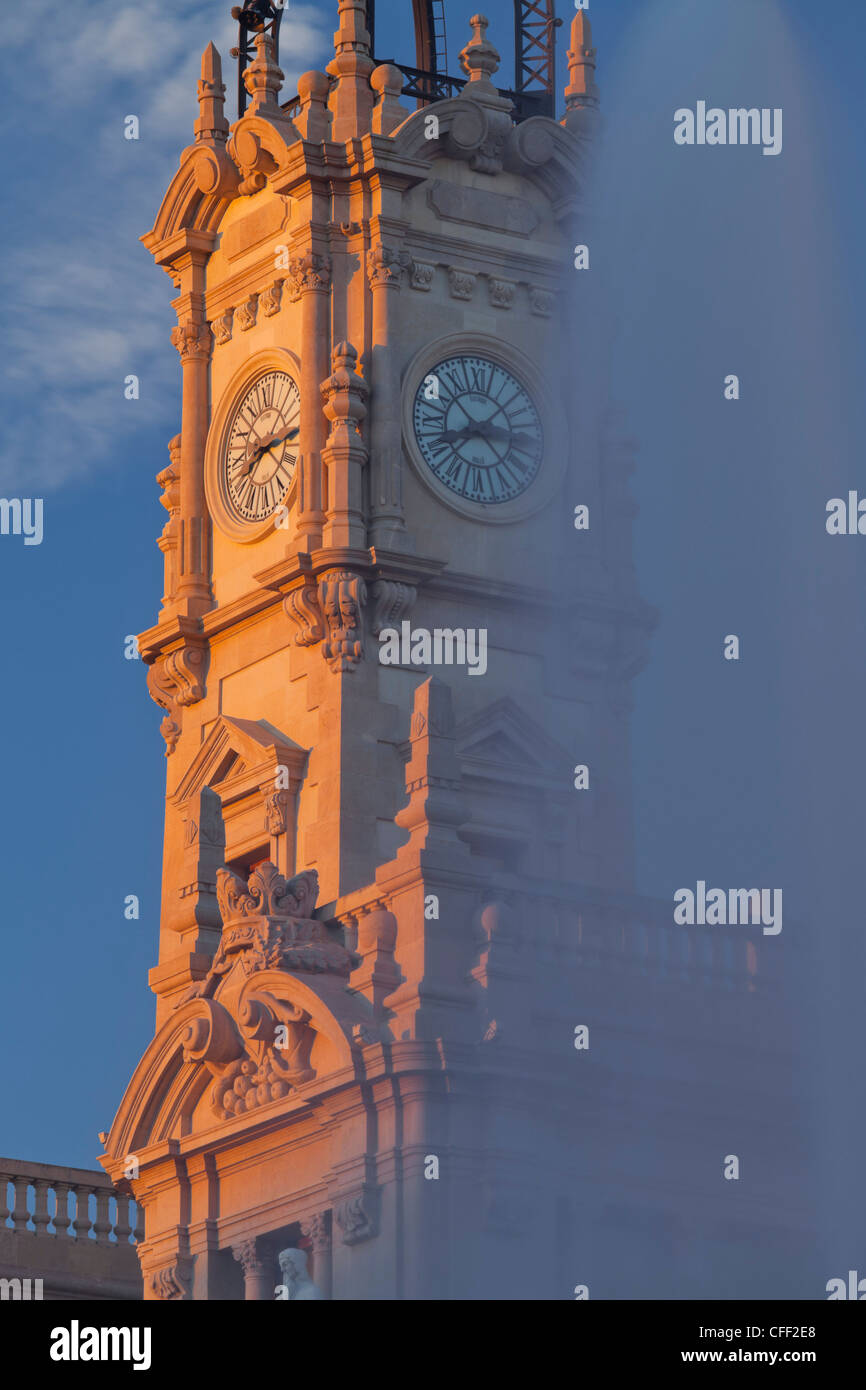 Brunnen vor dem Rathaus Platz de l'Ajuntament, Valencia, Spanien, Europa Stockfoto