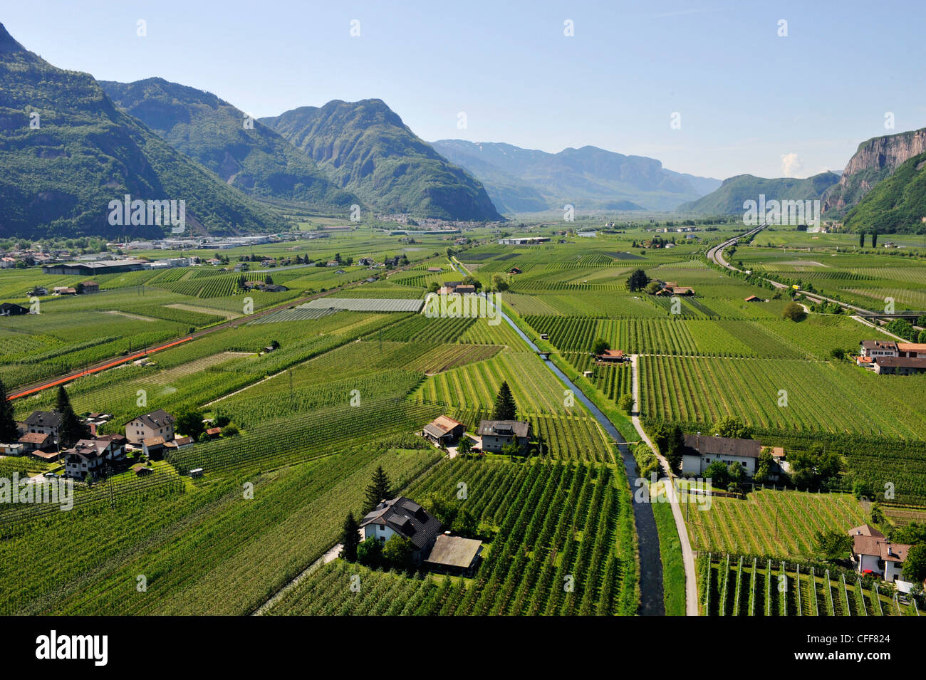 Luftaufnahme von Leifers, Alto Adige, Südtirol, Italien Stockfoto