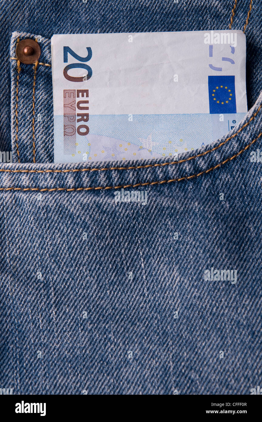 Euro-Geld in der Tasche. Stockfoto