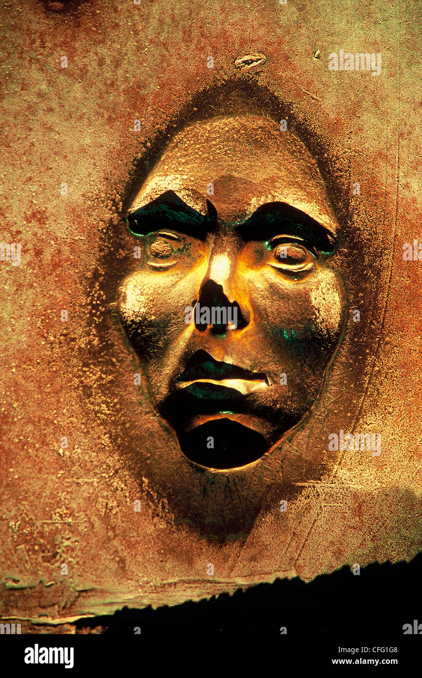 Nahaufnahme von Bronze Basrelief negative Zahl von Robert Graham Titled "Social Programme" - 2. Begriff Raum FDR Mem, Washington DC Stockfoto