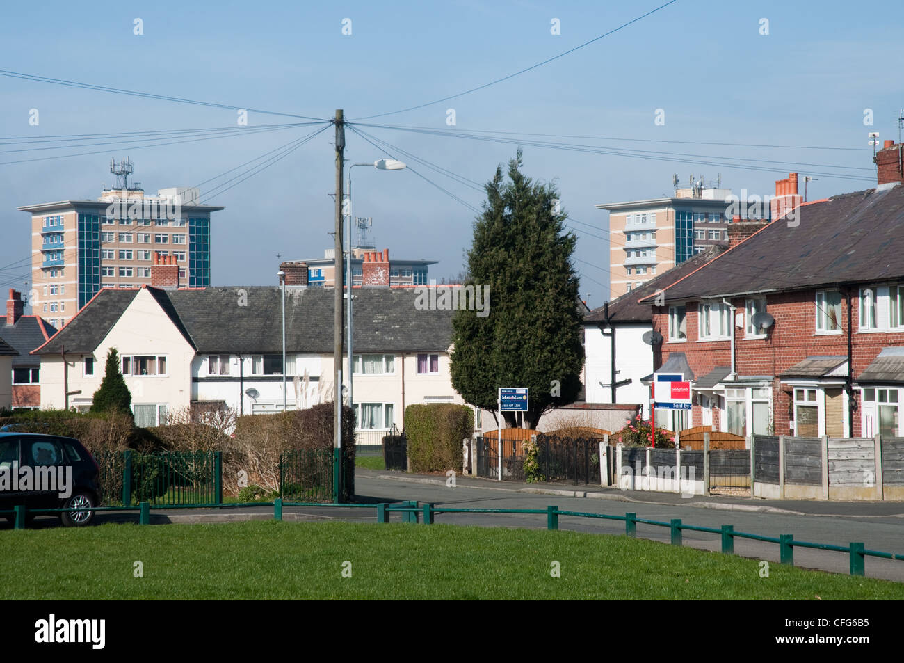 Gehäuse Wythenshawe, Manchester. Mischung aus Privatbesitz und Wohnungsbaugesellschaft verwalteten Eigenschaften. Stockfoto