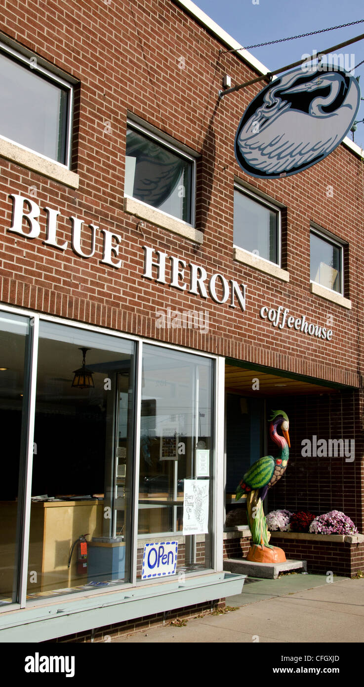 Das Blue Heron Kaffeehaus in der historischen Inselstadt Winona, Minnesota. Stockfoto