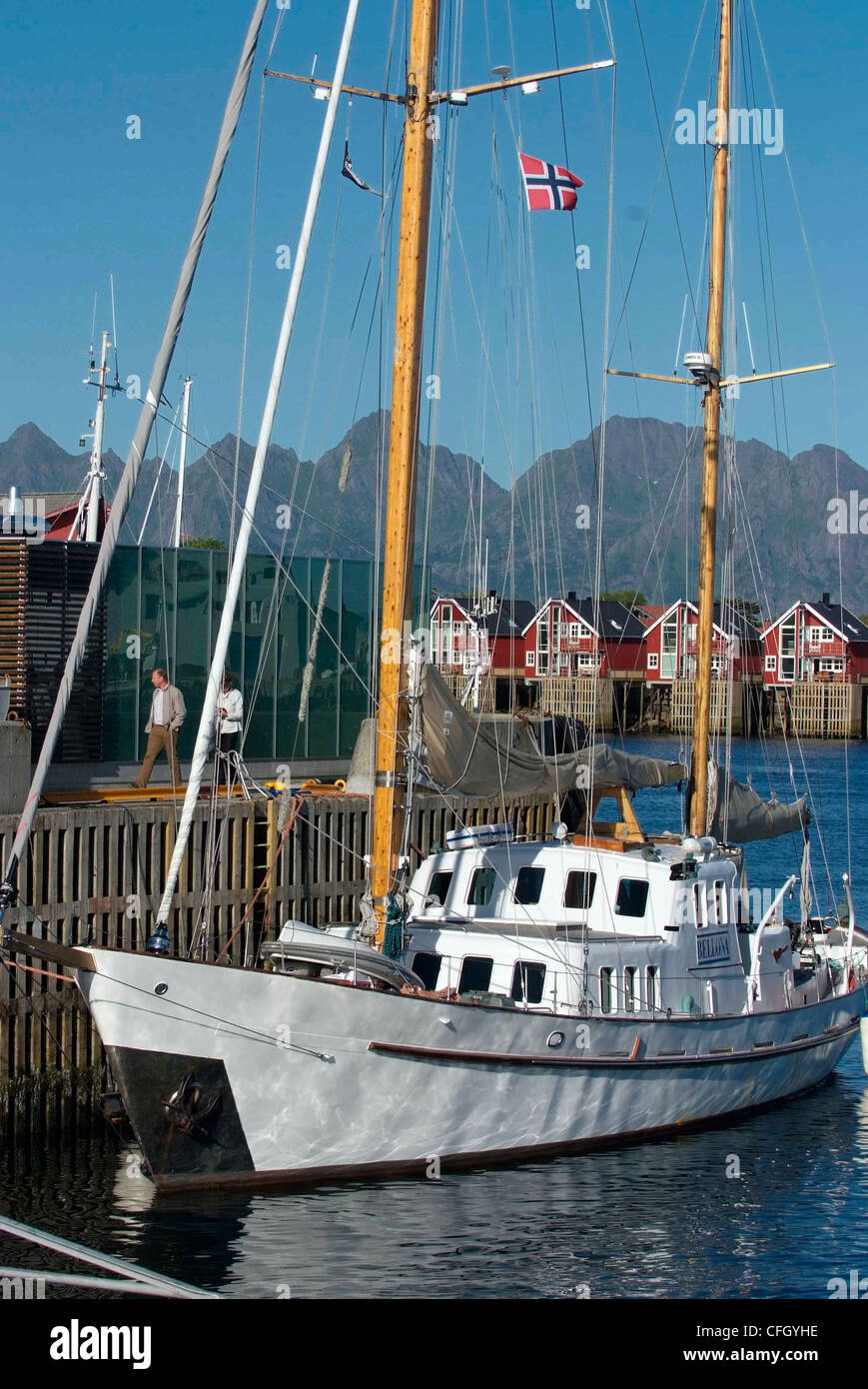 Norwegen-LOFOTEN-Inseln Svolvaer - der Inselgruppe Hauptstadt Yacht und Ferienhäuser Stockfoto