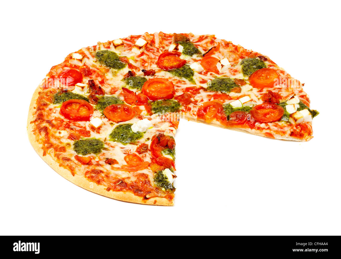 Käse und Tomaten Pizza mit Scheibe fehlt Stockfoto