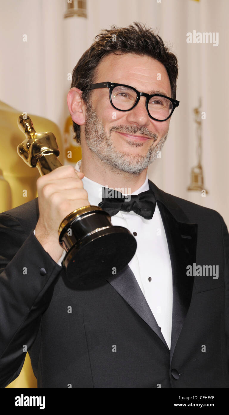 MICHEL HAZANAVICIUS französischer Filmregisseur und Drehbuchautor mit seinen Oscar für die Künstler im Februar 2012. Foto Jeffrey Mayer Stockfoto