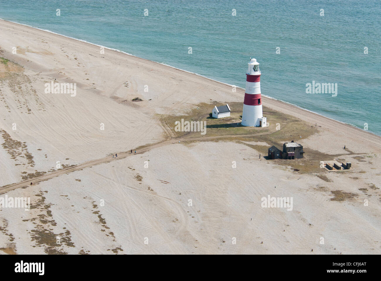 Luftaufnahme des Leuchtturms auf Orford Ness, Waffen einmal Testzentrum, jetzt nationale Vertrauen Naturschutzgebiet. Stockfoto