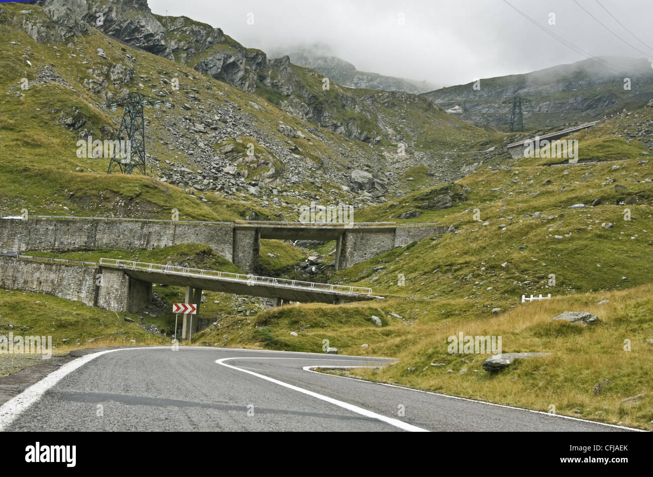 Bild der Transfagarasan, die höchste rumänische Straße im Fagaras-Gebirge gelegen. Stockfoto