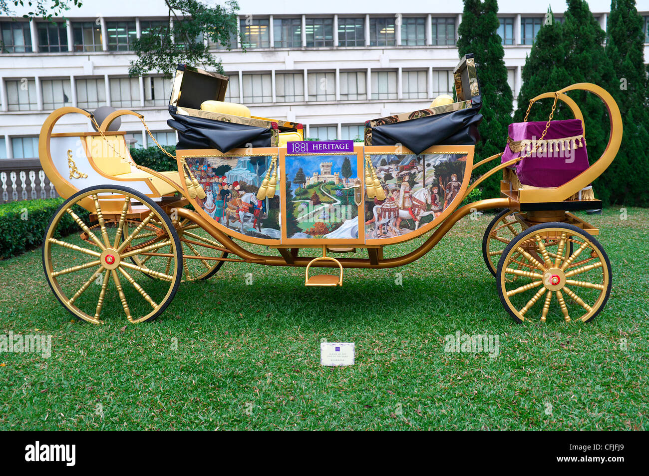 Alte Kutsche im 1881 Heritage, Hong Kong, China Stockfoto