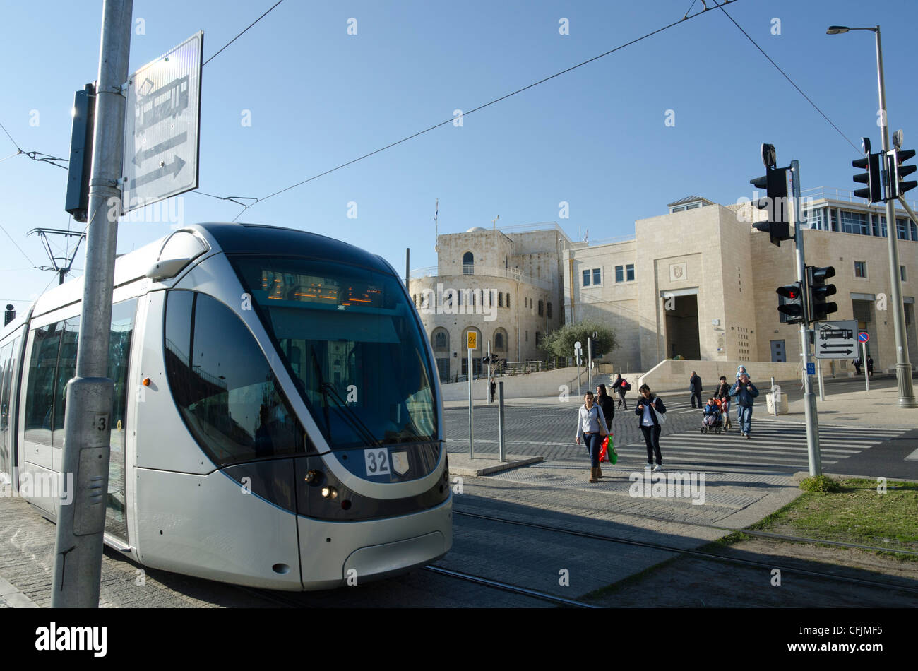 Leichten Zug an der Tsahal Quadrat. Jerusalem. Israel, Nahost Stockfoto