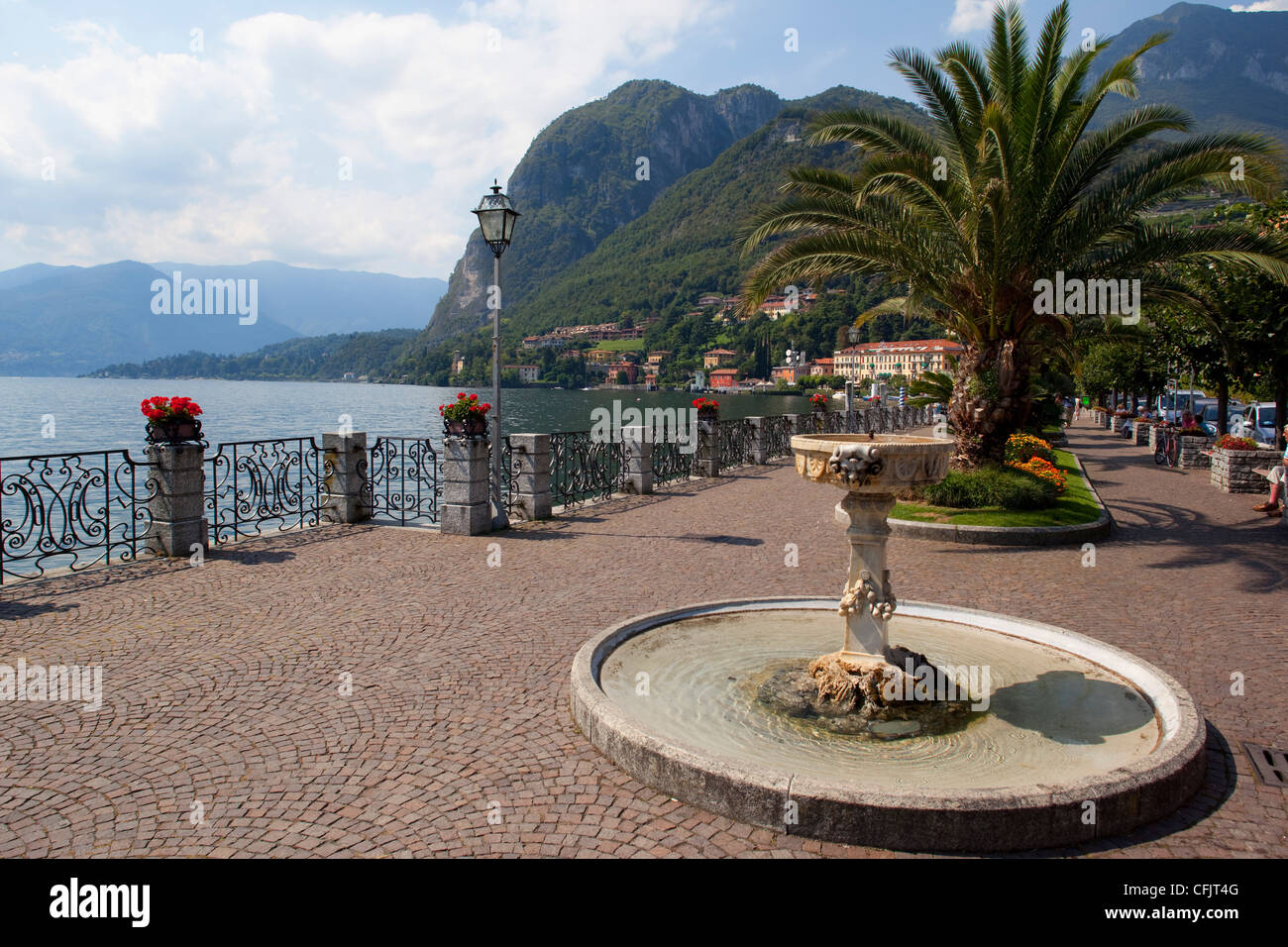 Promenade, Menaggio, Comer See, Lombardei, italienische Seen, Italien, Europa Stockfoto