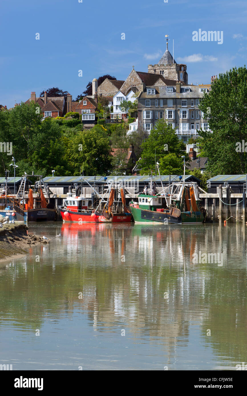 Angeln am Fluss Rother, Altstadt, Hafen Roggen, East Sussex, England, Vereinigtes Königreich, Europa Stockfoto