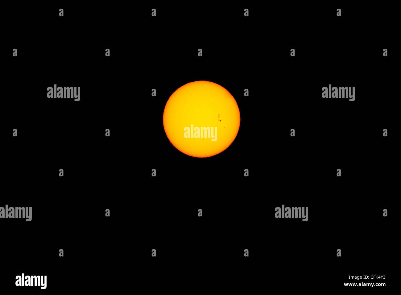 Haupttätigkeit auf der Oberfläche der Sonne 9. März 2012 in Concord, Massachusetts USA gesehen. Sonnenfleck AR1429 Stockfoto