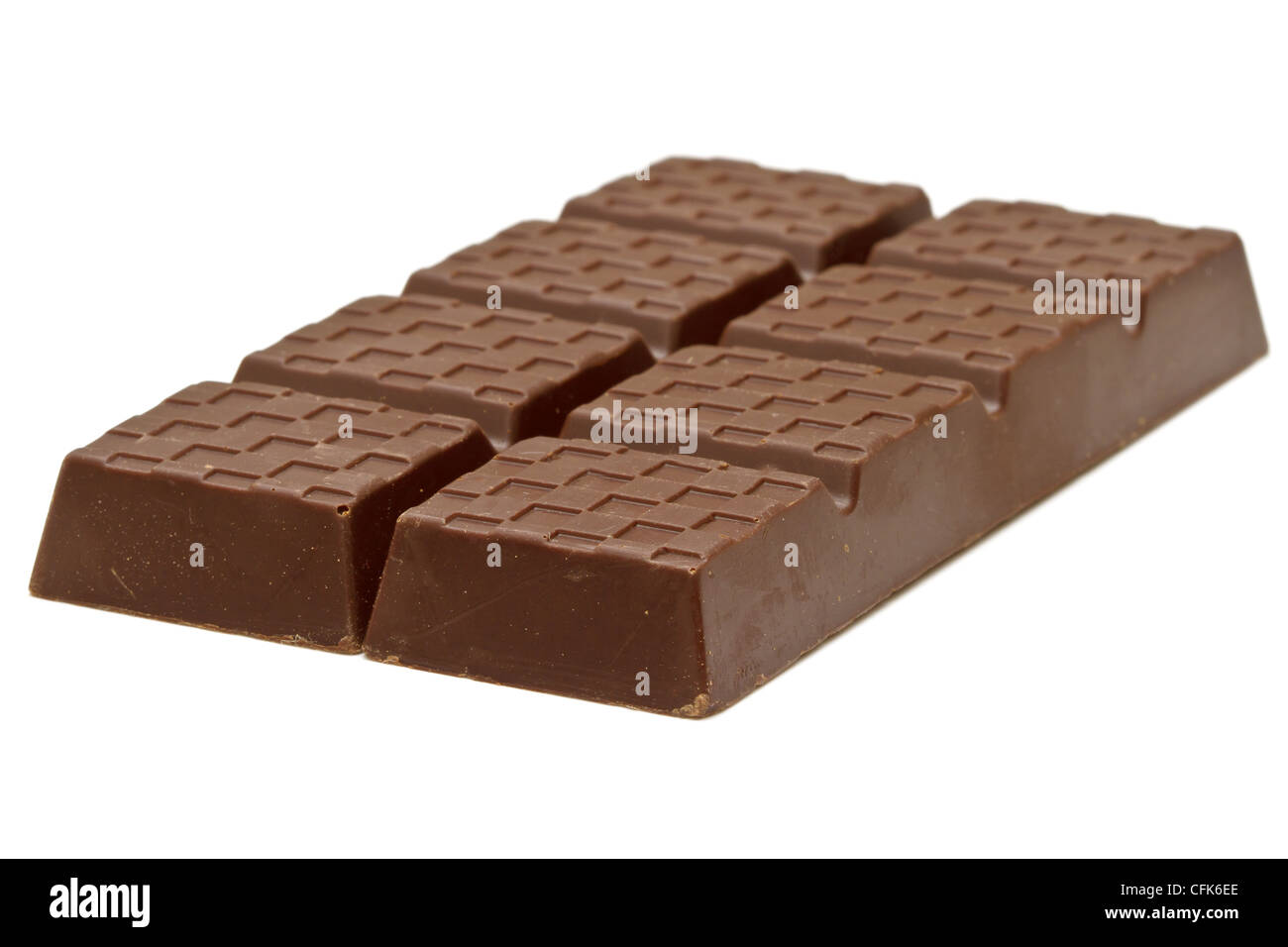 Dunkle Schokolade isoliert auf weißem Hintergrund Stockfoto