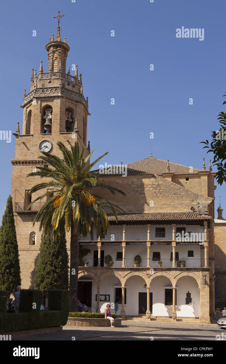 Kirche Santa Maria La Mayor, Plaza Duquesa de Parcent, Ronda, Provinz Malaga, Andalusien, Spanien Stockfoto