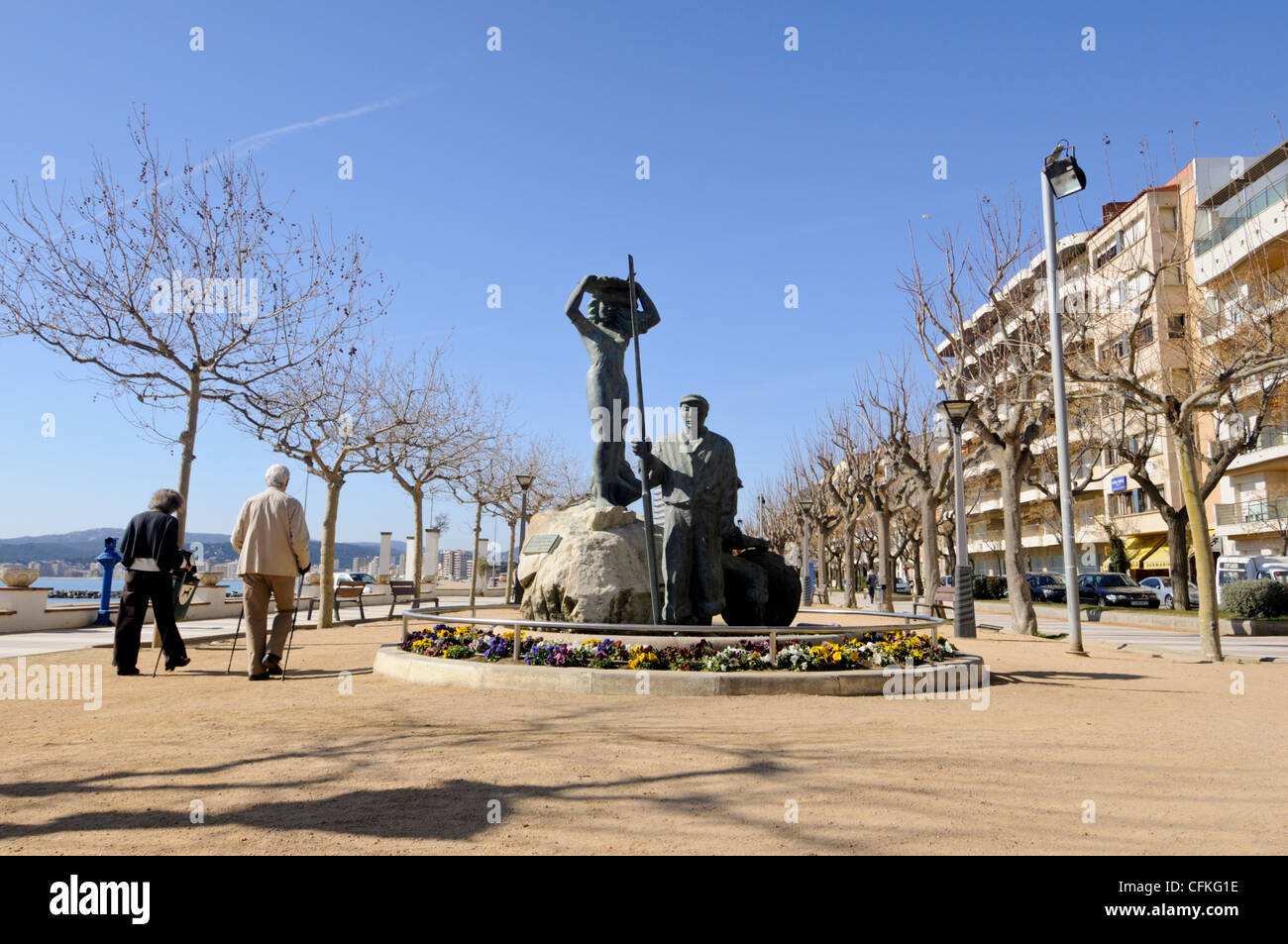 Eine Statue auf der Promenade an der spanischen Costa brava Stockfoto