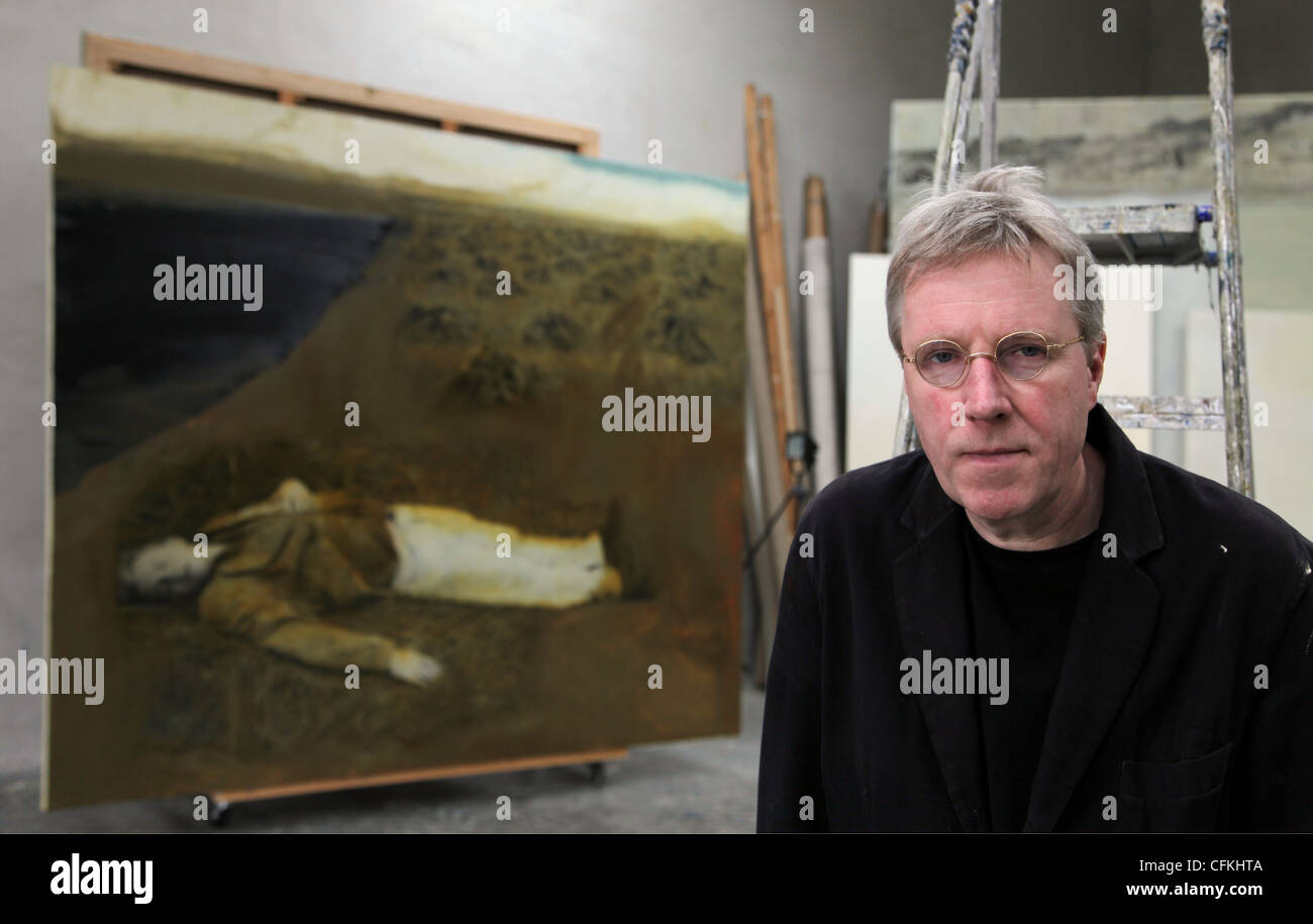 Hughie O'Donoghue, irische Künstler in seinem Atelier Stockfoto