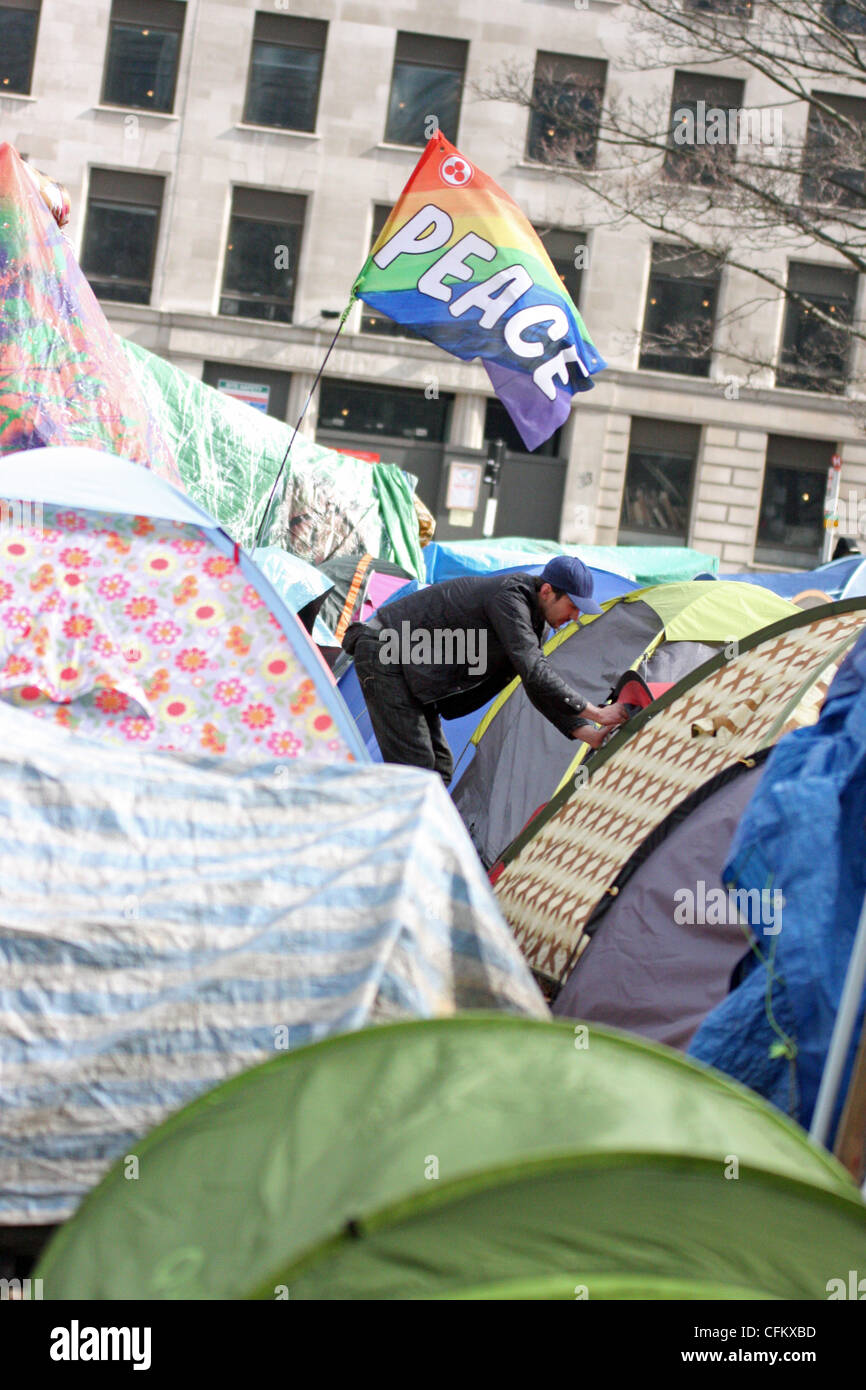 Zu besetzen ist London eine laufende friedlicher Protest und Demonstration gegen wirtschaftliche Ungleichheit, der Mangel an bezahlbarem Wohnraum. Stockfoto