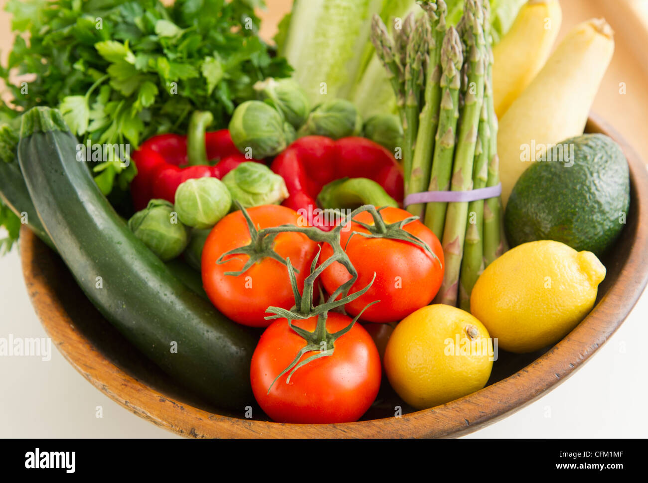 USA, New Jersey, Jersey City, Schüssel mit Gemüse Stockfoto