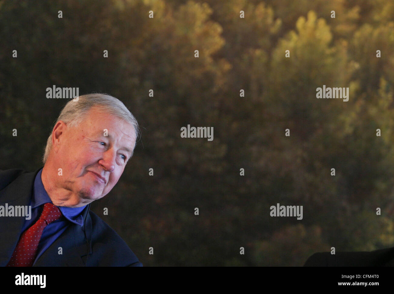 Sir Terence Conran, der britische Designer und Gastronom, in Tokio, Japan. Stockfoto