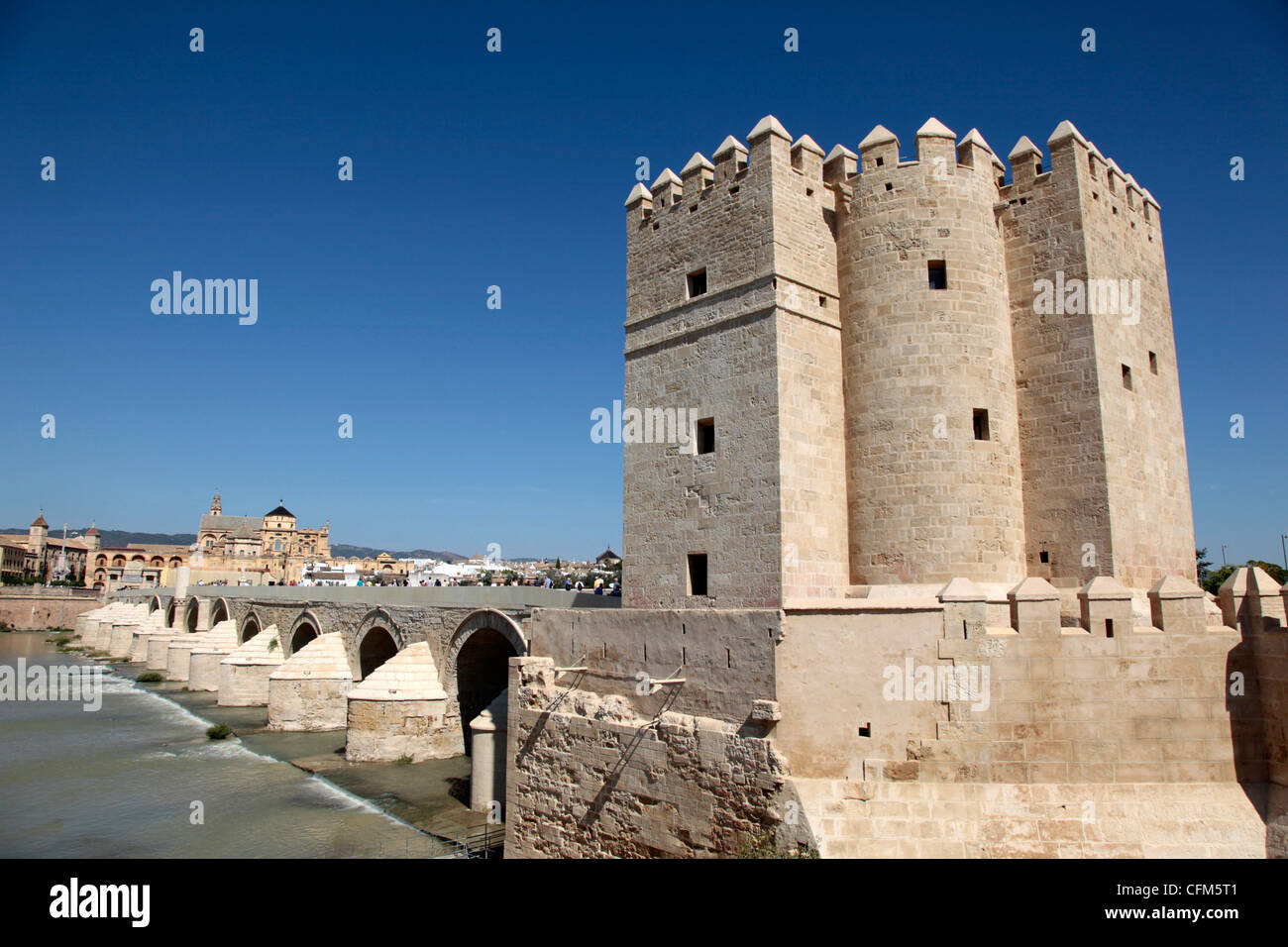 Puente Romano über den Rio Guadalquivir, alte Stadt, Córdoba, Andalusien, Spanien, Europa Stockfoto