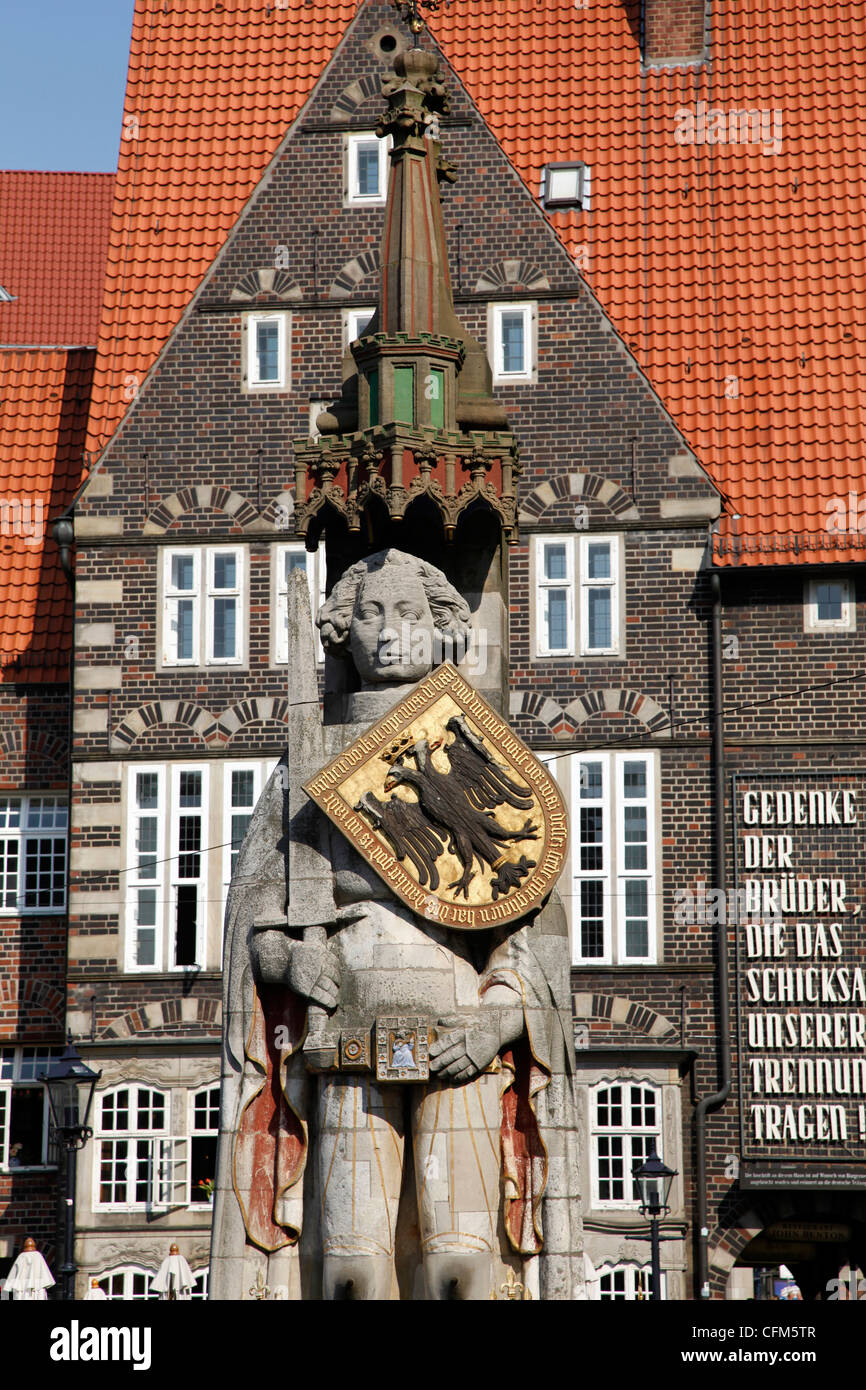 Statue von Roland, Marktplatz, UNESCO-Weltkulturerbe, Bremen, Deutschland, Europa Stockfoto