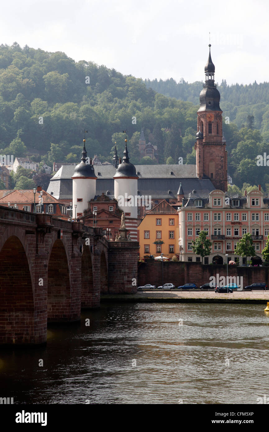 Fluss Neckar, alte Brücke, alte Stadt, Heidelberg, Baden-Württemberg, Deutschland, Europa Stockfoto