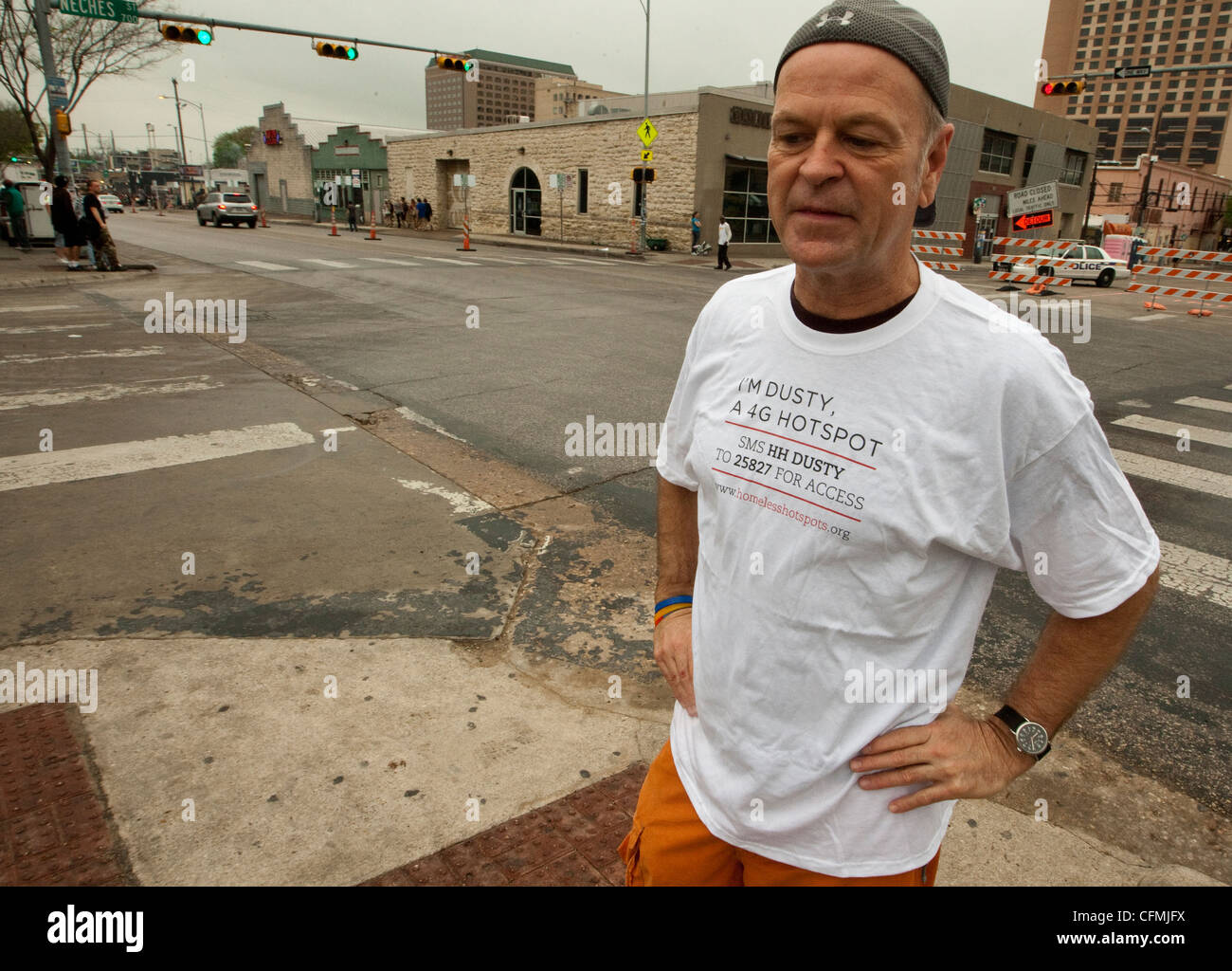 Obdachlose, gemietet von BBH, Markenstrategie und Multimedia-Unternehmen, mobile wifi-Service an SXSW Interactive Teilnehmer zu fördern Stockfoto