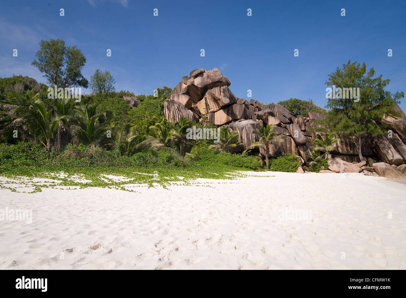 Seychellen, LA DIGUE ISLAND ist einer der beliebtesten Orte für Touristen wegen seiner Ruhe und schöne Strände. Stockfoto