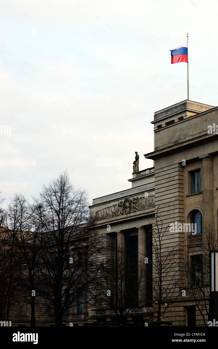 Die russische Botschaft in Berlin, Unter Den Linden. Stockfoto