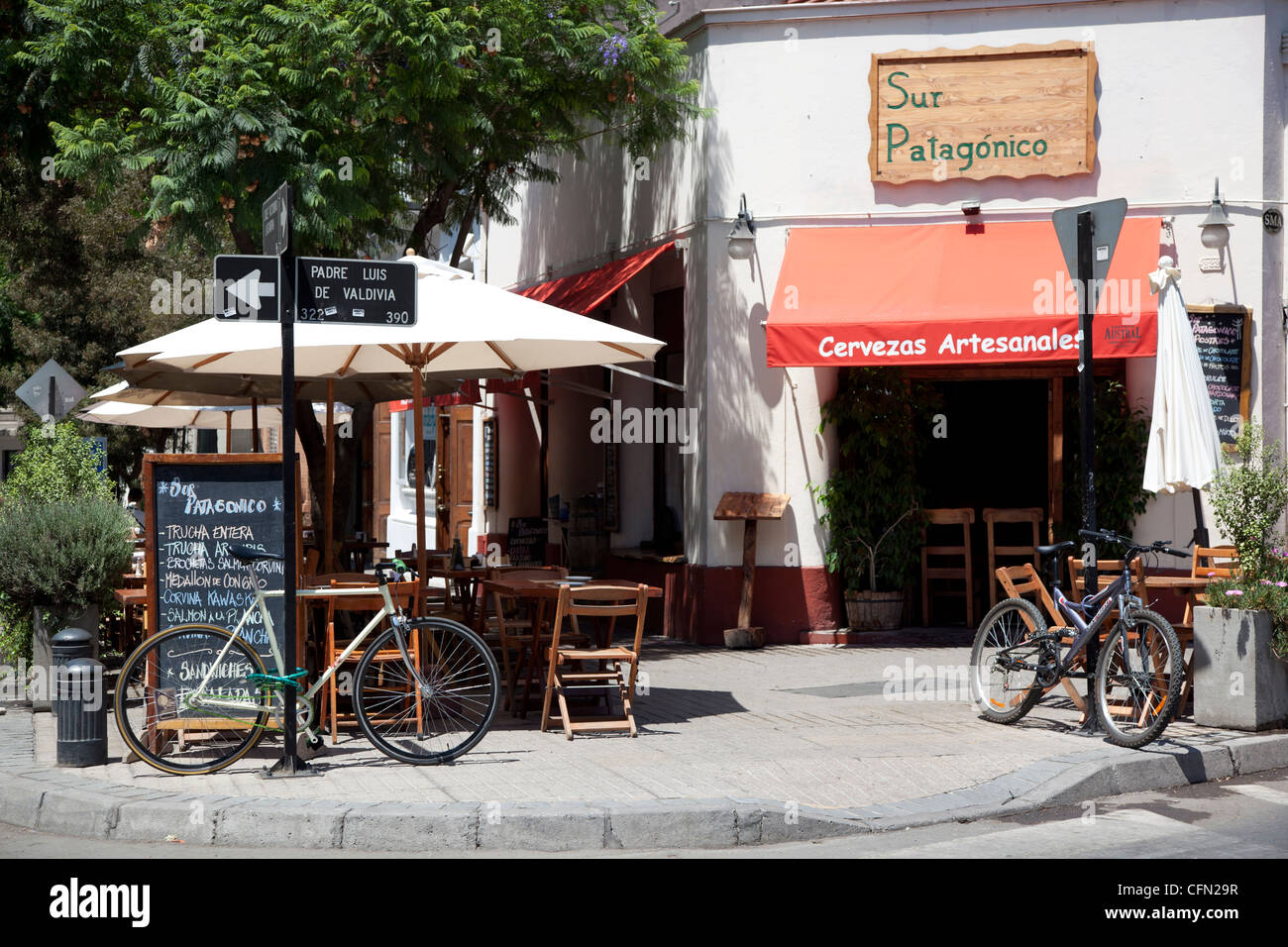 Barrio Lastarria in Santiago de Chile, in der Nähe von Parque Forestal und Bellas Artes ist ein gehobenes Bezirk voller Kultur. Stockfoto