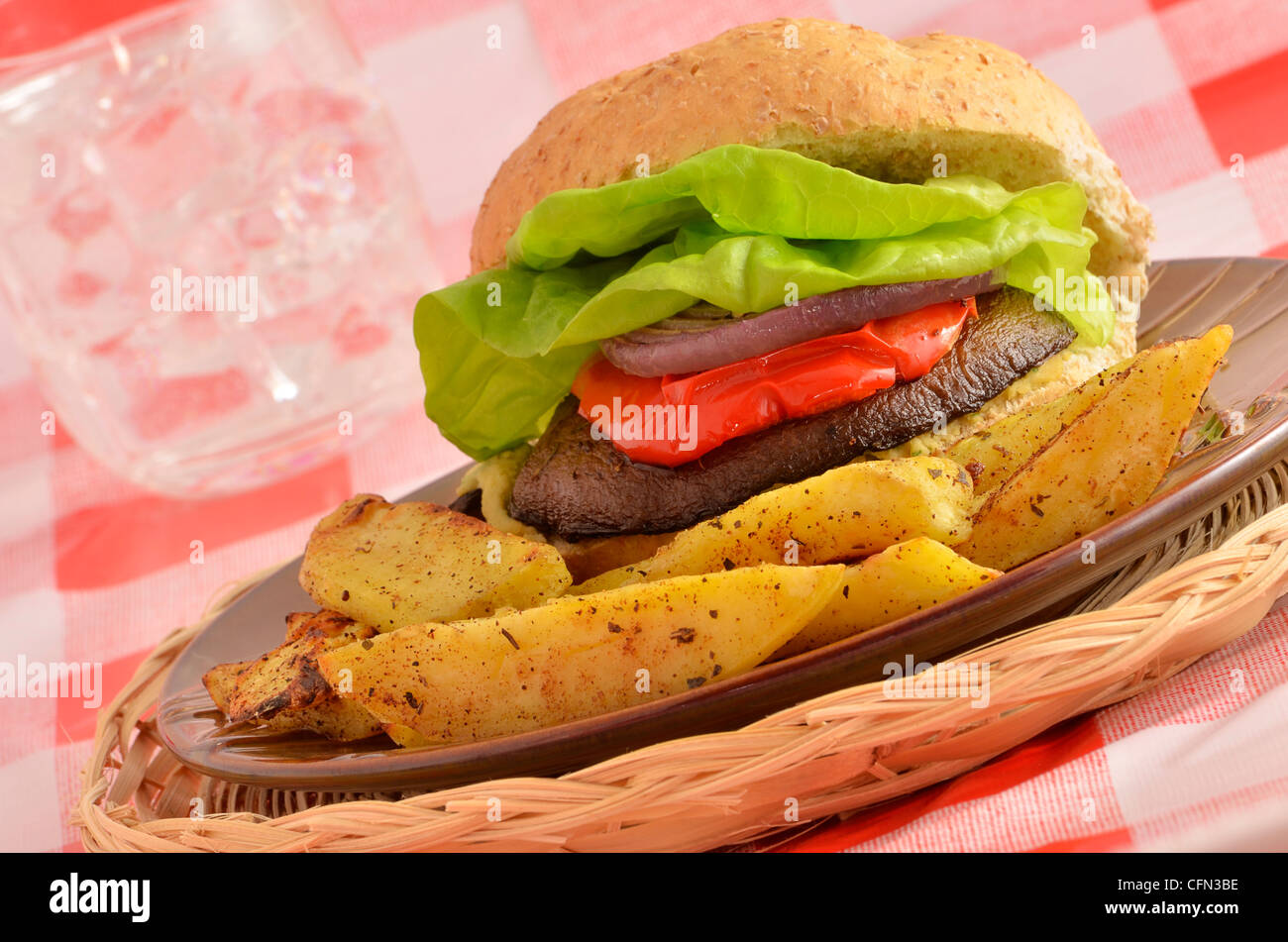 Portabella Pilz burger Stockfoto