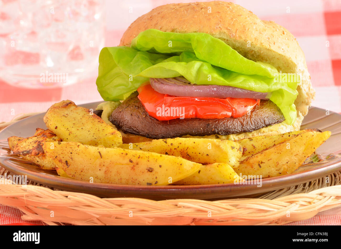 Portabella Pilz burger Stockfoto