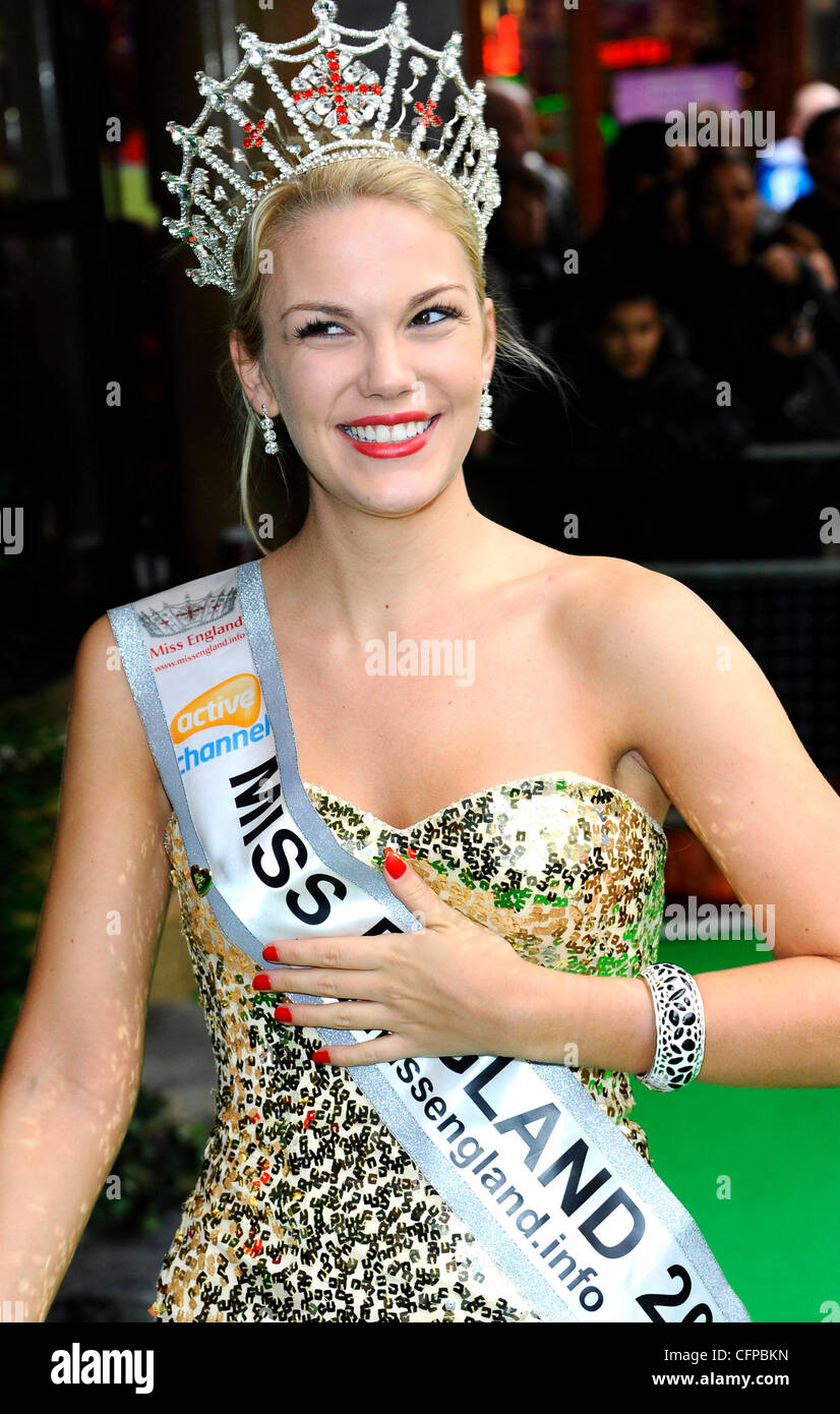 Jessica Linley (Miss Großbritannien 2010) UK Gala Screening von Yogi Bär 3D bei der Vue Leicester Square London, England - 06.02.11 Stockfoto