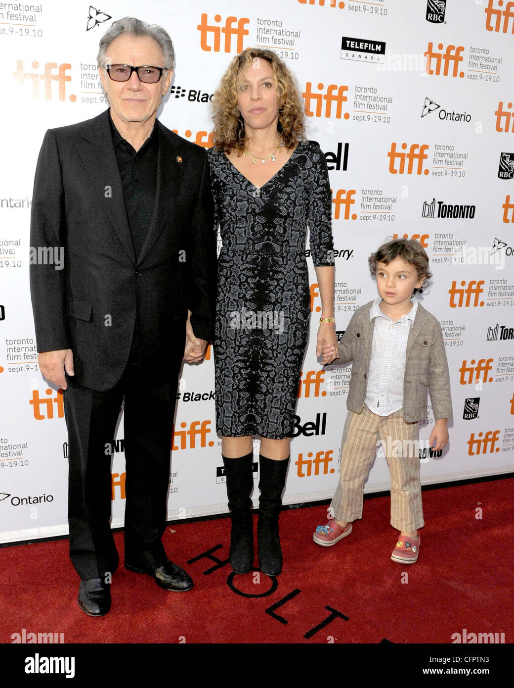 Harvey Keitel, Daphna Kastner und Roman Keitel das 35. Toronto International Filmfestival - "Führer eines Anfängers zum Endungen"-Premiere in der Roy Thomson Hall - Arrivals Toronto, Kanada - 17.09.10 Stockfoto