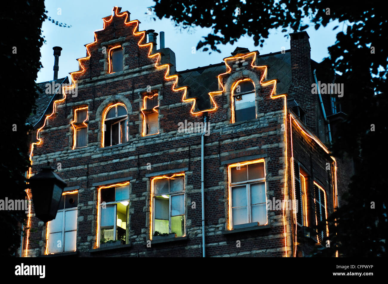 Belgien, Antwerpen, Restaurant erleuchtet, Twilight Stockfoto