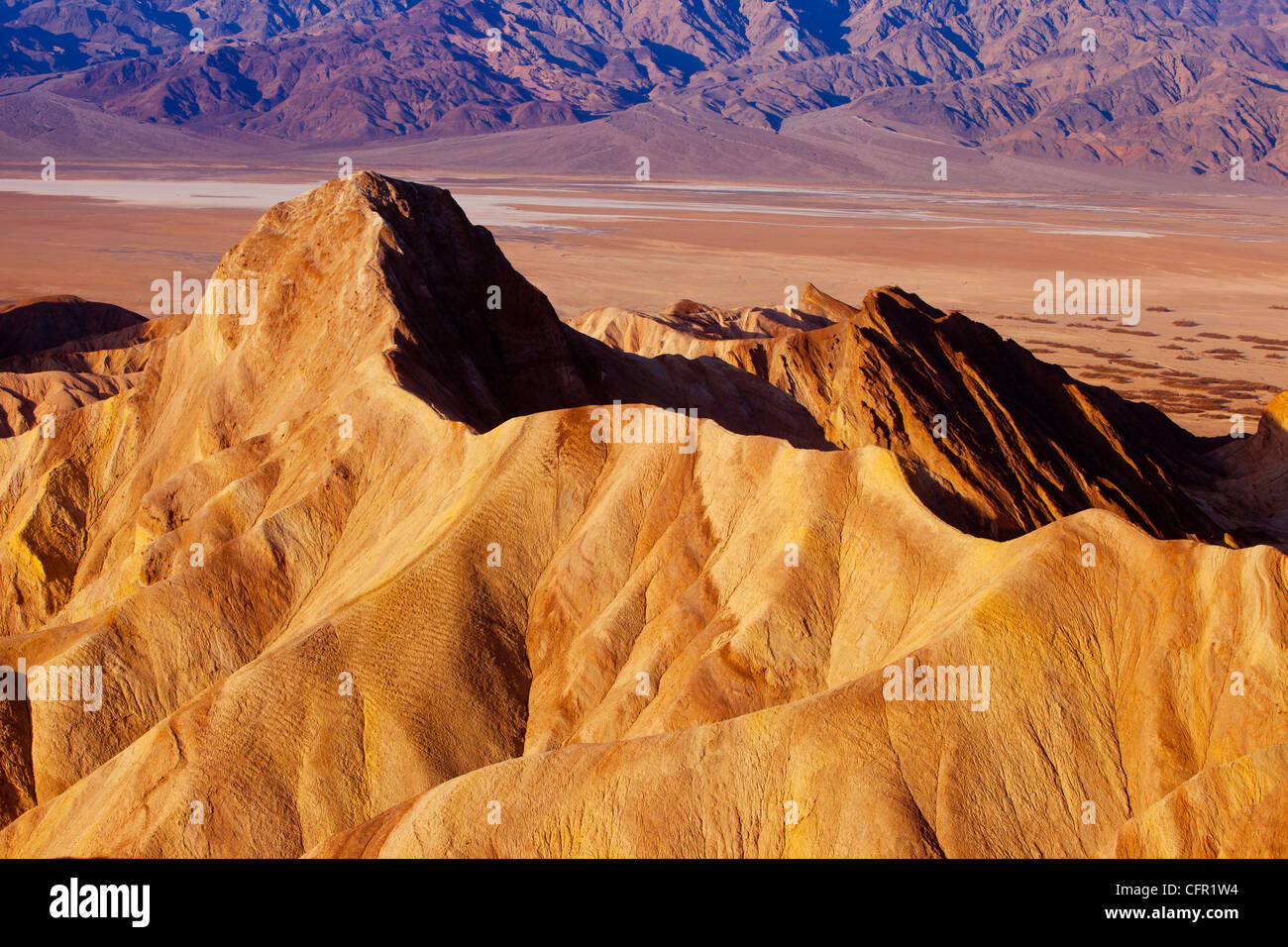 Manly Beacon im Morgengrauen, Death Valley, Kalifornien USA Stockfoto