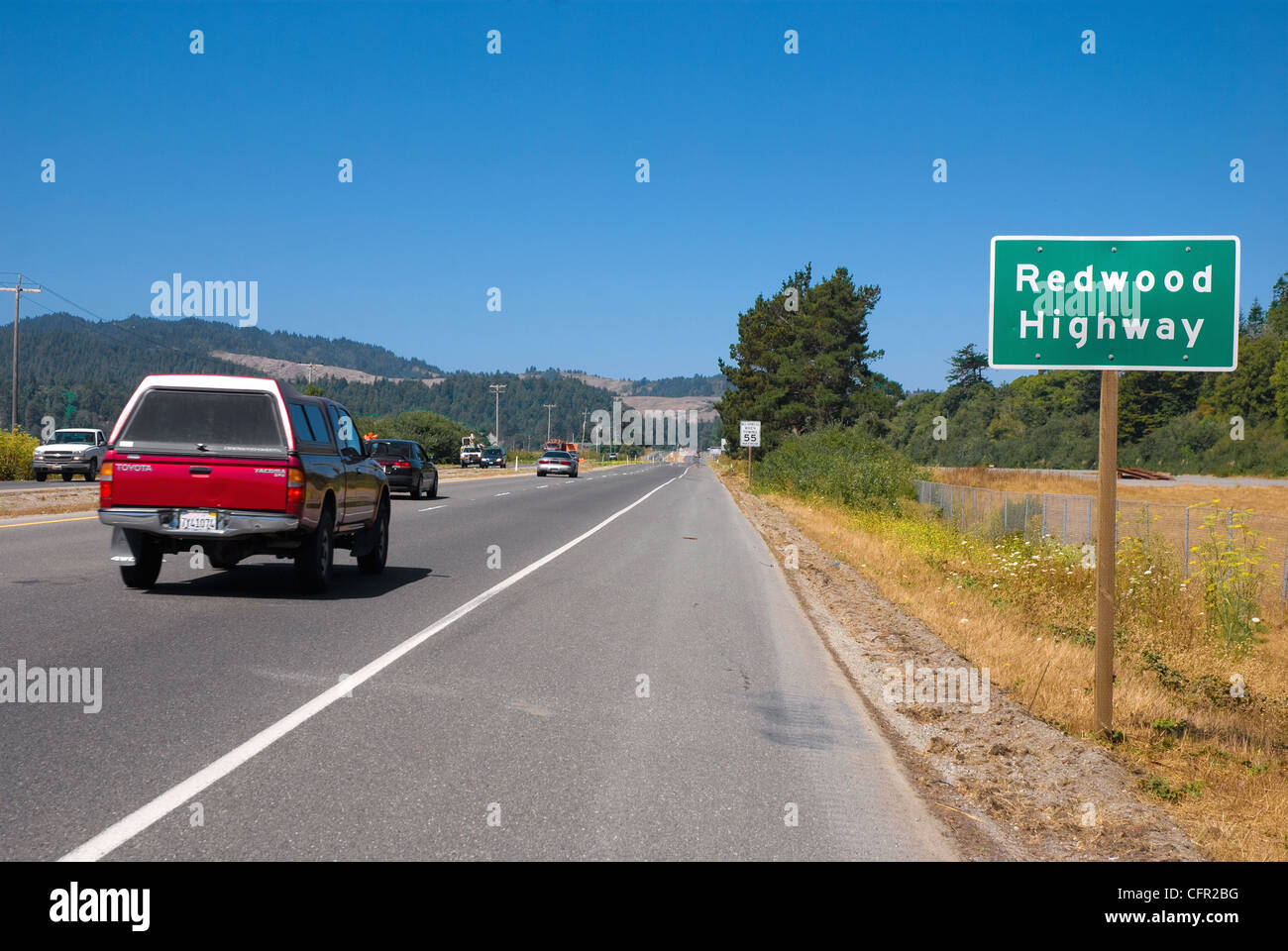 Redwood Highway Zeichen auf dem Hwy 101 in Nordkalifornien Stockfoto